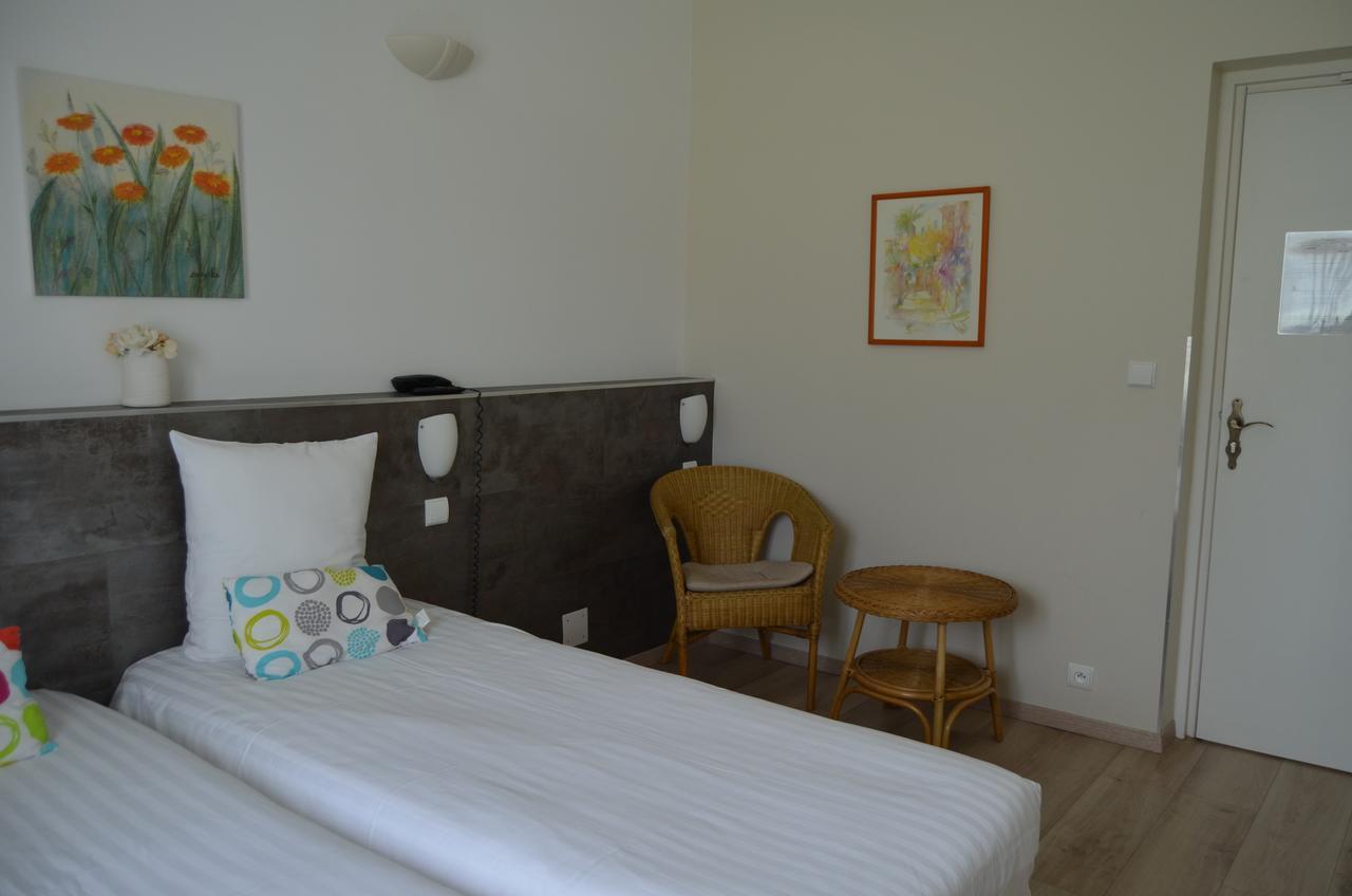 Hotel Lac Et Foret Saint-André-les-Alpes Екстериор снимка